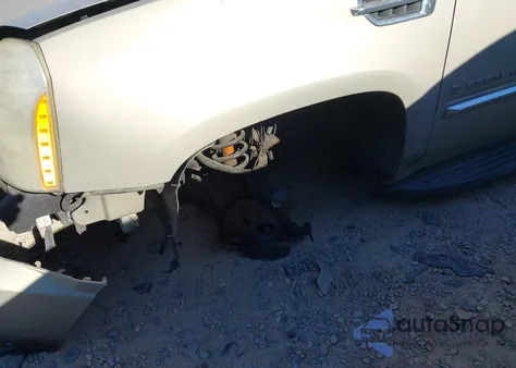 2007 Cadillac Escalade Ext Standard from USA, damaged, VIN 3GYFK628X7G171560